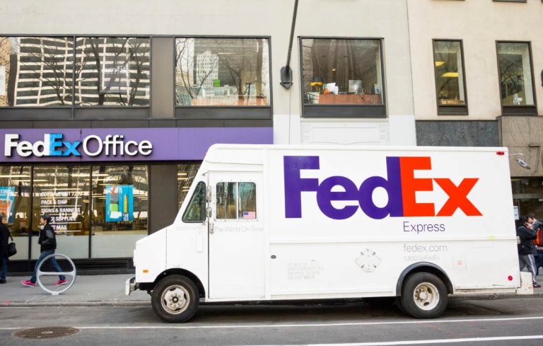 Retail Store Manager Vacancy at Fedex: How to Apply